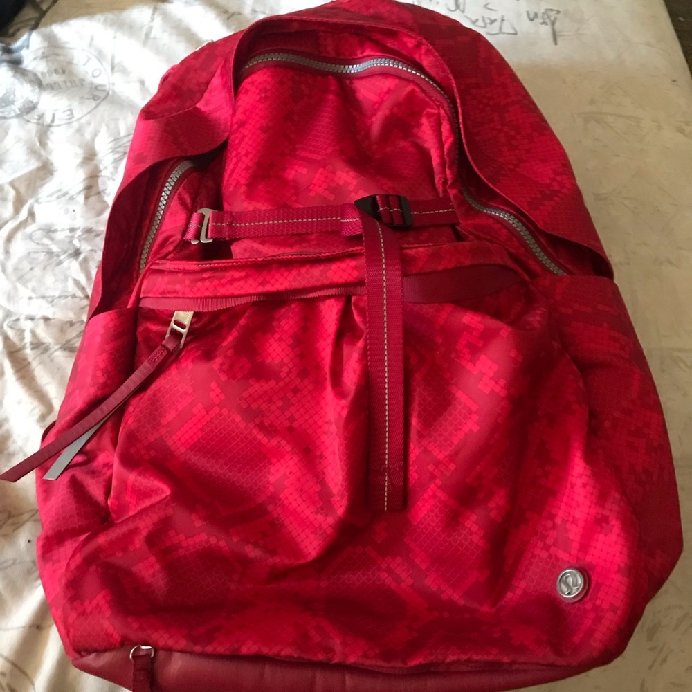 Lululemon Pack It Up backpack